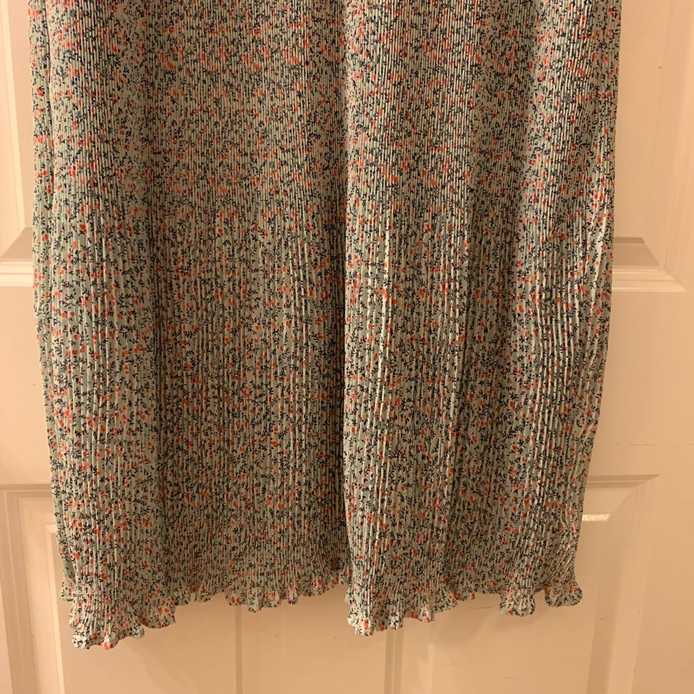 Y.AS Dress - Picture 7 of 8